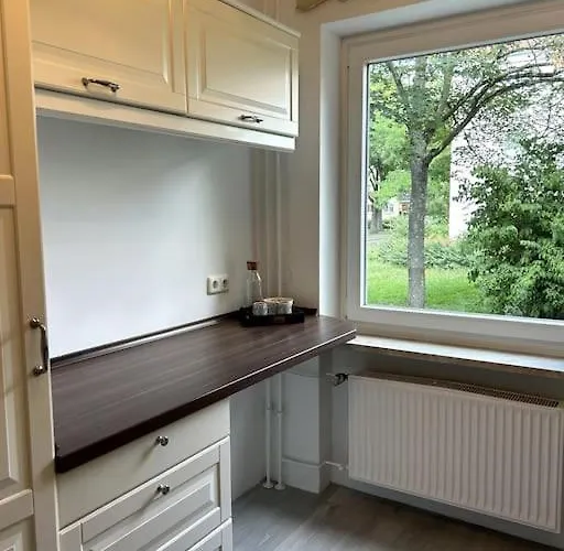 Country Style With Balcony Near Fair Apartamento Hanóver